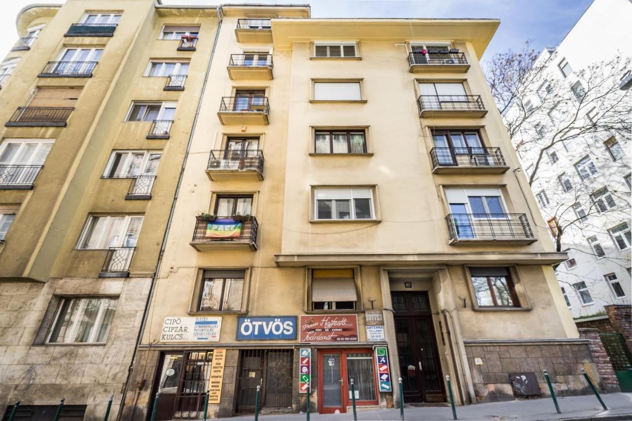 Bpr Shiny Deluxe Apartamento *